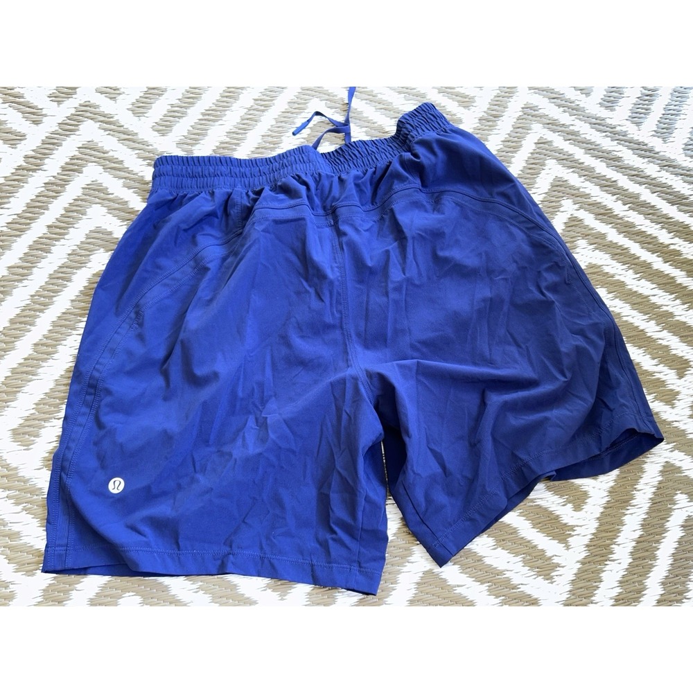 lululemon pace breaker shorts blue Medium unlined, Inseam 7"